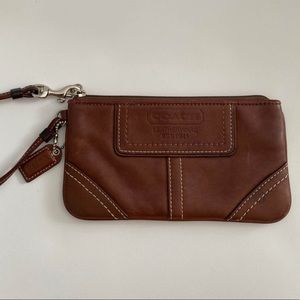 Women’s genuine leather Coach Cluth